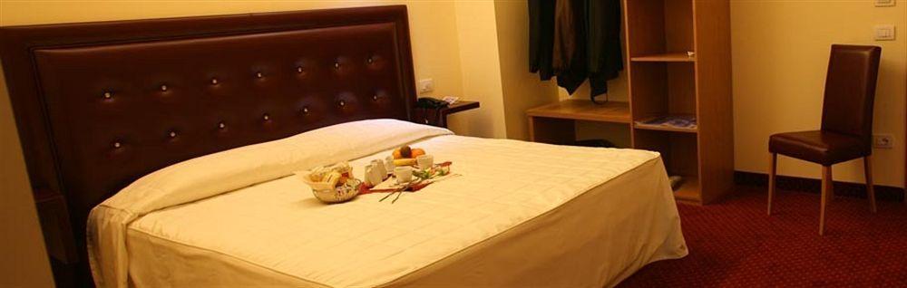 Hotel Il Perugino Corciano Buitenkant foto