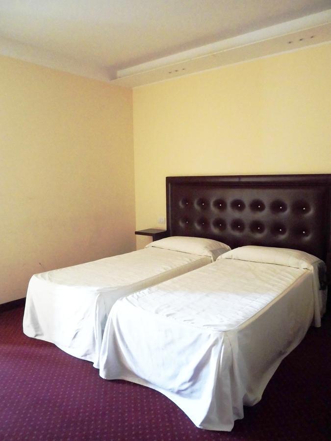 Hotel Il Perugino Corciano Buitenkant foto